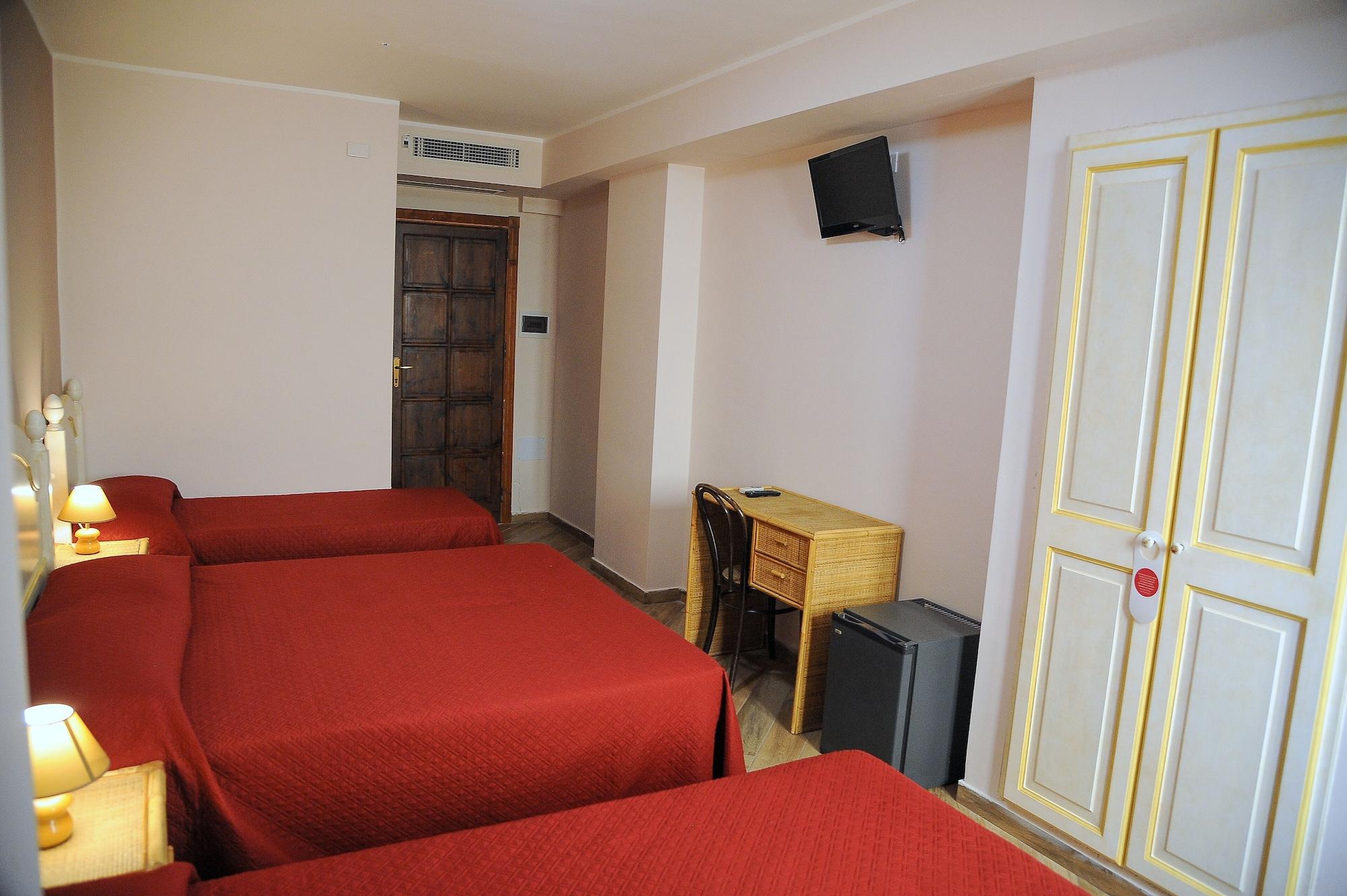 Hotel Riviera Маринелла Экстерьер фото