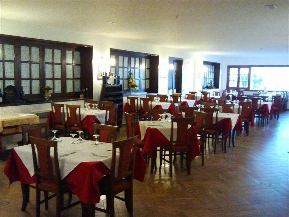Hotel Riviera Маринелла Экстерьер фото